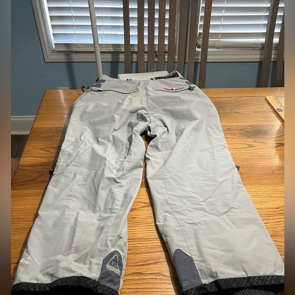 Bonfire Silver Series Snow Pants | Waterproof 10K | Women’s Small - Picture 4 of 10